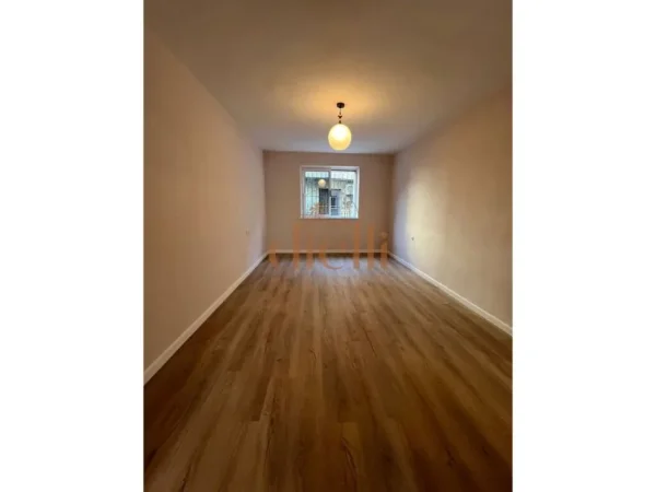 Apartament 1+1 Per Shitje Ne Rrugen e Dibres