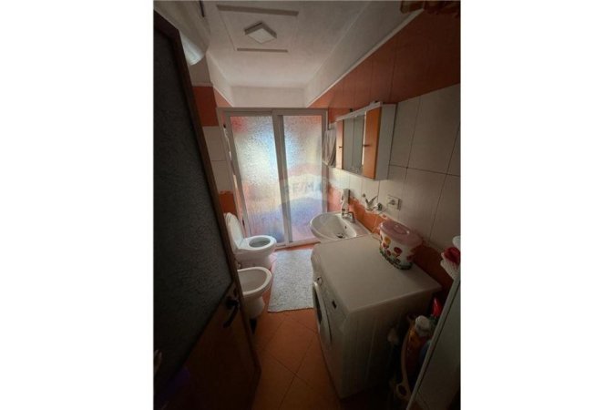 APARTAMENT 2+1 NE SHITJE NE KAMEZ!