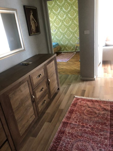 Tirane, Apartament  2+1 me qira ( Kongresi Manastirit )