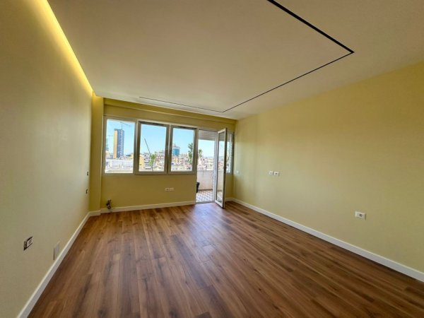 Qira Apartament 4+1+3 “Gjimnazi Partizani”, Tiranë.