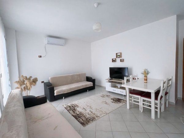 Apartament me qira ditore ne Plazh Rrota Kuqe Durres!