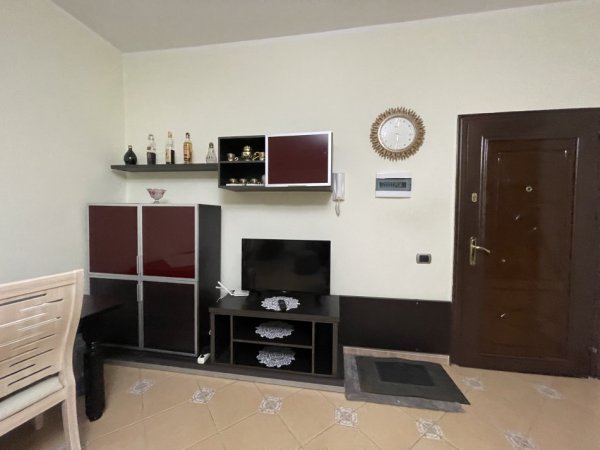 Apartament 3+1 me qira tek Kazazi ne Durres!!