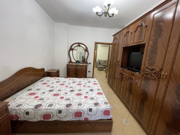 Apartament 3+1 me qira tek Kazazi ne Durres!!