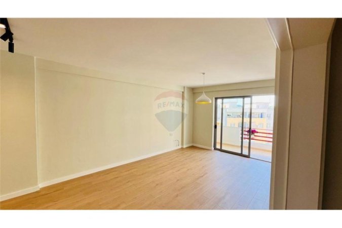 Apartament 2+1 Per Shitje Ne Astir