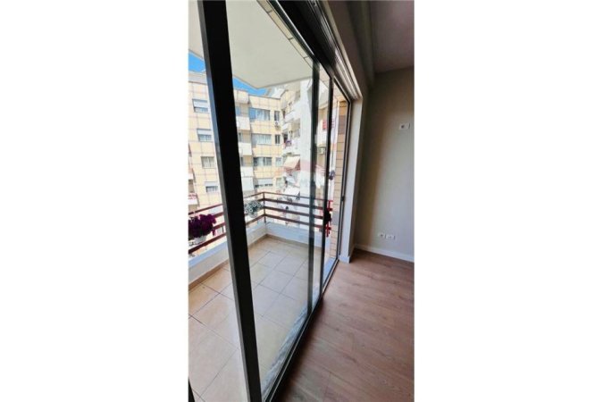 Apartament 2+1 Per Shitje Ne Astir