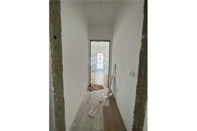 Apartament 1+1 Per Shitje Prane Farmacia 10!