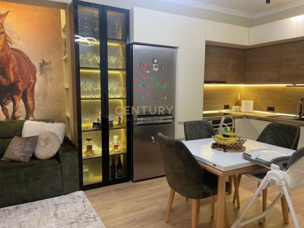 KODRA E DIELLIT, JAPIM APARTAMENT 1+1 PER QIRA!, 500euro