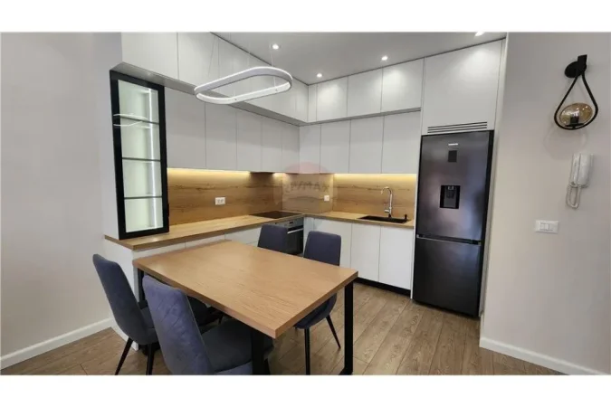 JEPET APARTAMENT 1+1 ME QIRA , KOMPLEKSI OLIMPIK !