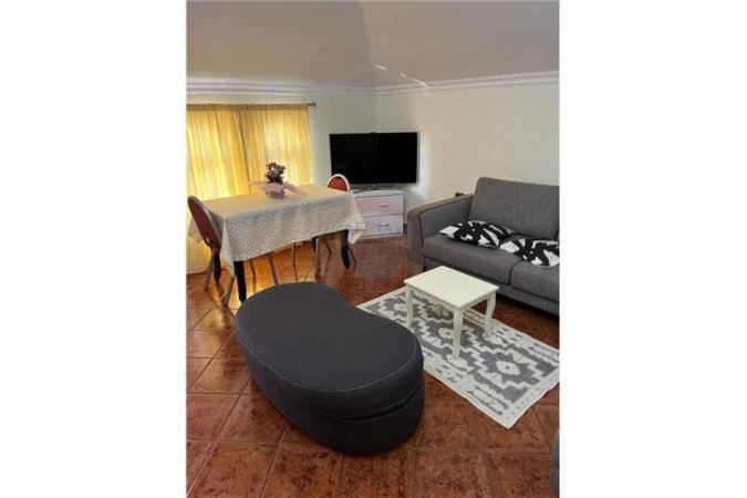 Jepet apartament 2+1+post parkimi me qera te 21 dhjetori, 700 Euro