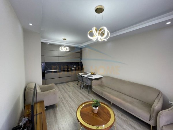 Qera, Apartament 2+1,Stacioni i Trenit, Tiranë.