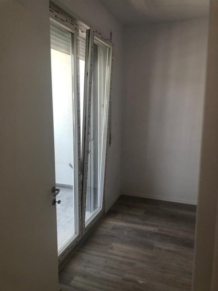 Apartament/Zyre Me Qera 1+1 Tek Univers City (ID B210635)Tirane