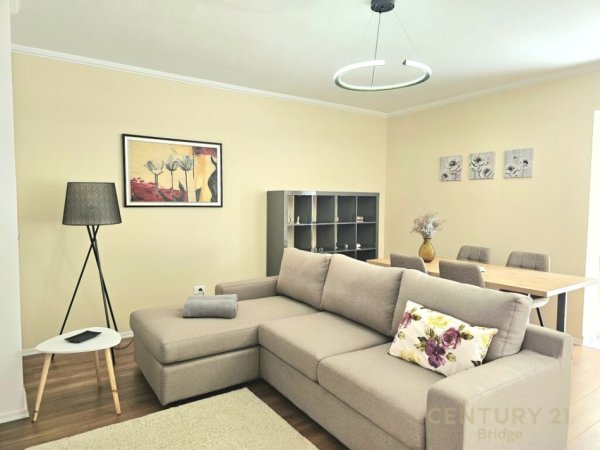 APARTAMENT 1+1 PER QIRA PRANE KOPSHTIT ZOOLOGJIK