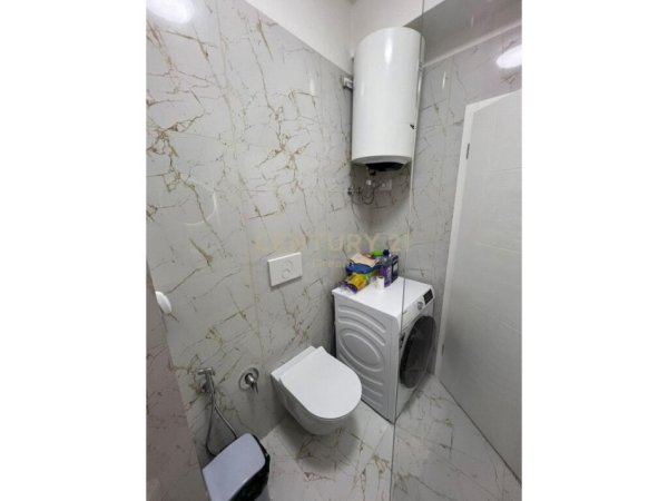 Shitet Apartament 2+1+2 + Post Parkimi tek Oxhaku!