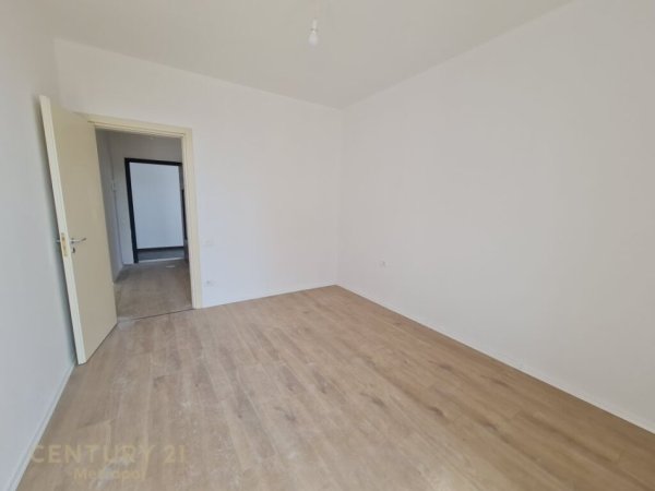 JAP PER QIRA APARTAMENT TE ARREDUAR 1+1, ALI DEMI!