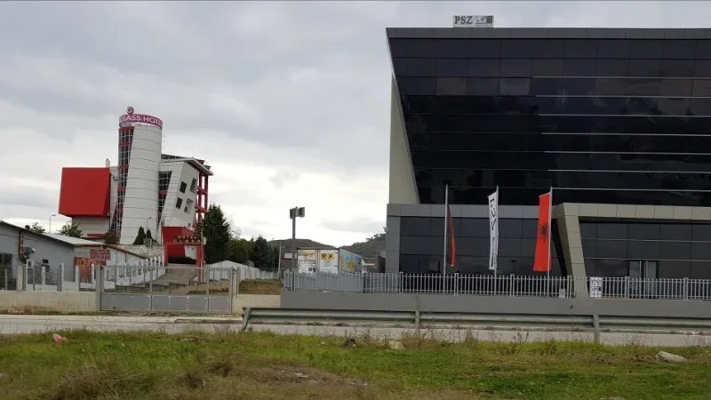 Jepet me qera Toke 1800m2 Vore-Tirane brezi pare.