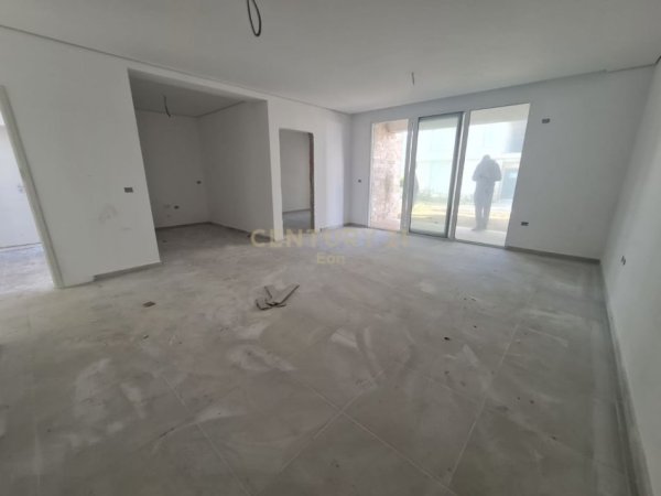 SHITET APARTAMENT 2+1 ME OBORR NE RESIDENCEN SAN PIETRO!