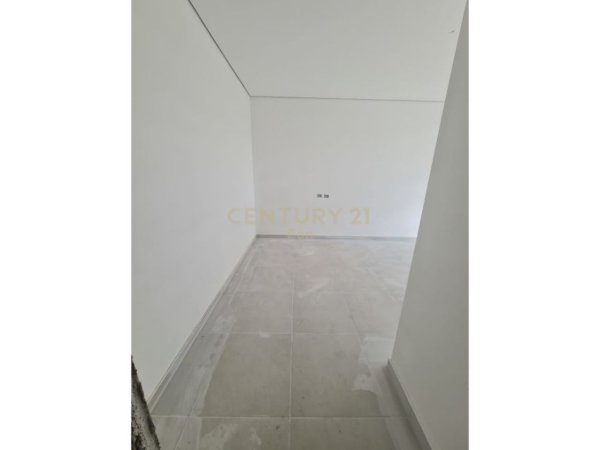 SHITET APARTAMENT 2+1 ME OBORR NE RESIDENCEN SAN PIETRO!