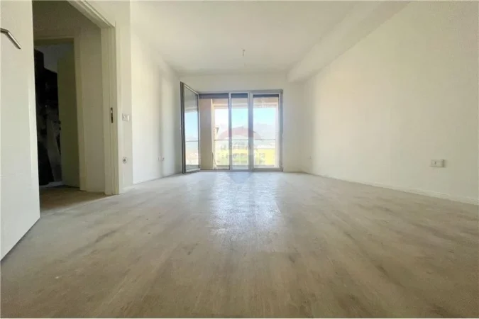 Apartament ne shitje, 1+1 pjese e nje objekti te sapoperfunduar ne zonen e Xhamllikut!