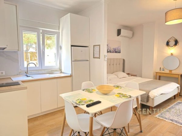 SHITET EKSKLUZIVE STUDIO ME PAMJE BALLORE NE DET, GOLEM