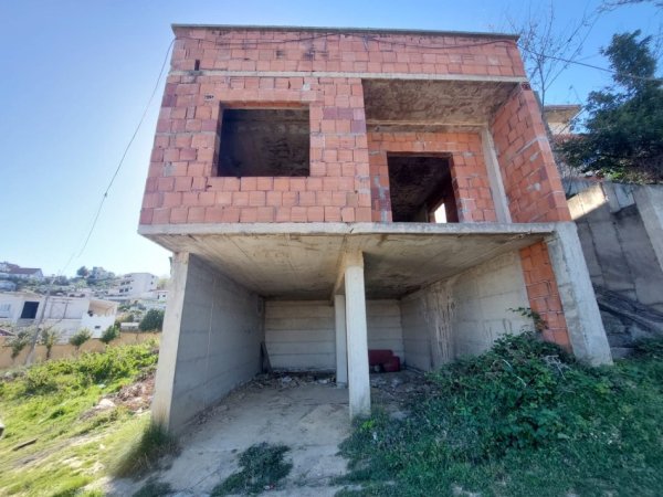 !SHITUR!!Shitet shtepi dy kate te Spitali, Durres