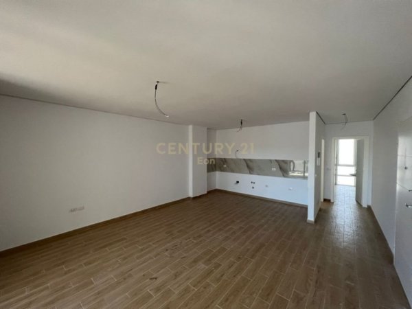 APARTAMENT 1+1 PER SHITJE NE KOMPLEKSIN SAN PIETRO!