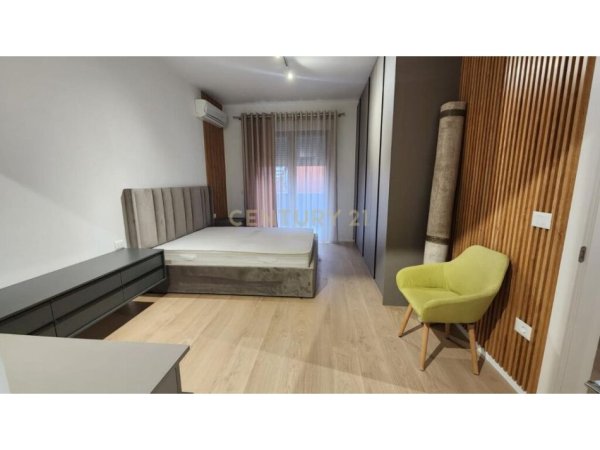 SUPER APARTAMENT 2+1+2 TE KOMPLEKSI DELIJORGJI