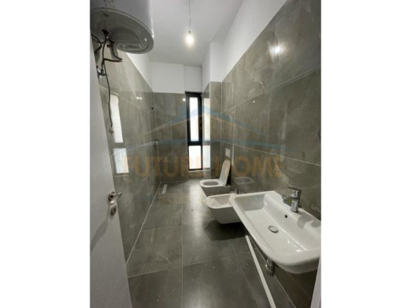 Qera, Apartament 2+1+2, Square 21, Tirane