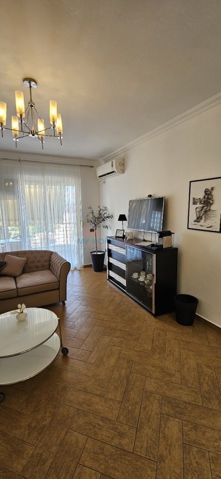 apartament-212-me-qira-ne-zemer-te-bllokut-1.jpeg