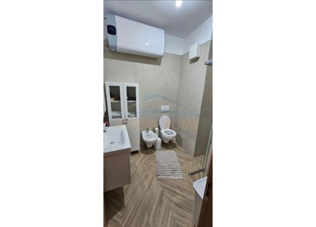 Shitet, Apartament 1+1, Yzberisht, Tiranë.