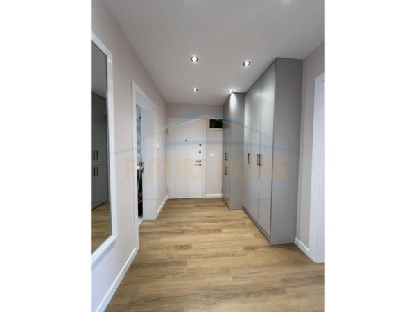 Shitet , Apartament 2+1 , Mine Peza , Tirane