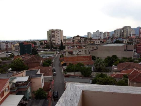 Elbasan, shitet apartament 85 m² 50.000 Euro