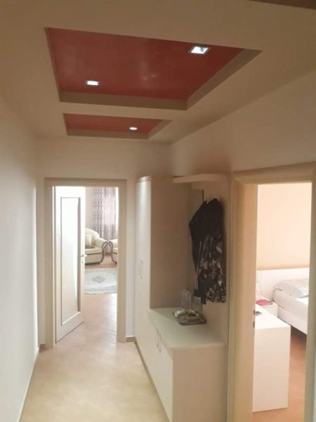 Elbasan, shitet apartament 85 m² 50.000 Euro