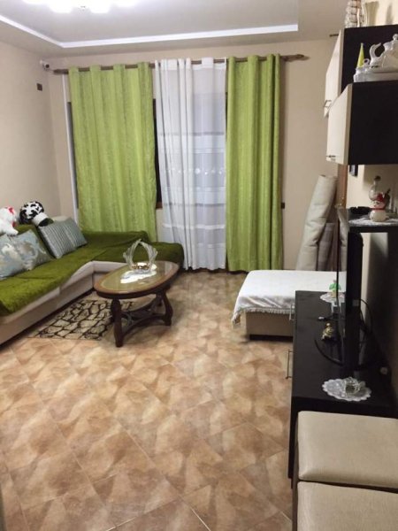 Elbasan, shitet Vile 616 m² 300.000 Euro