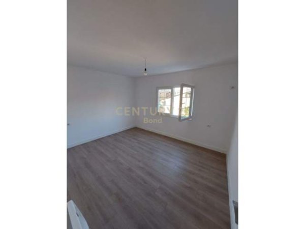 SHESIM 2+1 TE  BRRYLI BRENDA UNAZES, Kati 4, 110.000 Euro (Brryli)