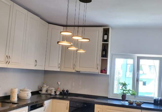 Tirane, shitet apartament 163 m² 170.000 Euro