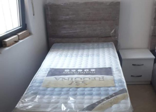 Tirane, jepet me qera apartament 50 m² 400 Euro