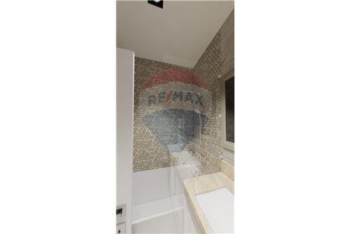 Tirane, shitet apartament 3+1+BLK Kati 4, 146 m² 165.000 Euro (Kodra Diellit)