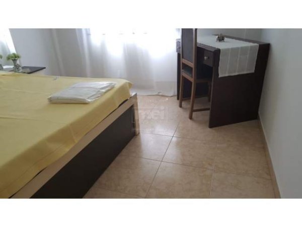 Tirane, jepet me qera apartament 2+1+BLK 100 m² 400 Euro (Rruga e Durresit)