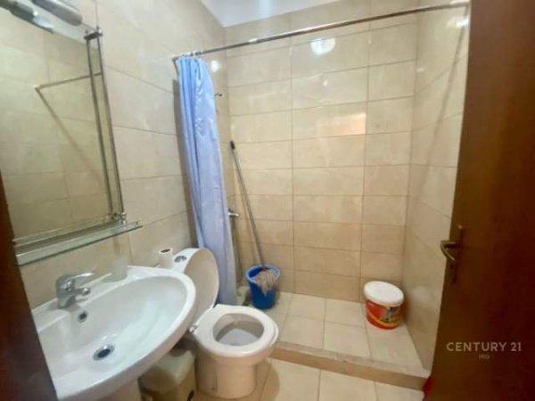 Tirane, jap me qera apartament 1+1 Kati 5, 50 m² 350 Euro (21 dhjetori)