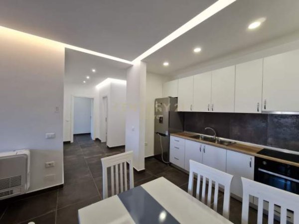 Tirane, jepet me qera apartament 2+1+BLK Kati 3, 117 m² 600 Euro (Ish Parku)