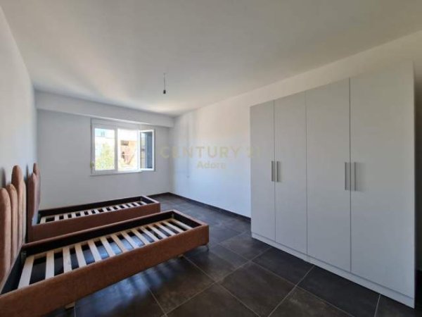 Tirane, jepet me qera apartament 2+1+BLK Kati 3, 117 m² 600 Euro (Ish Parku)
