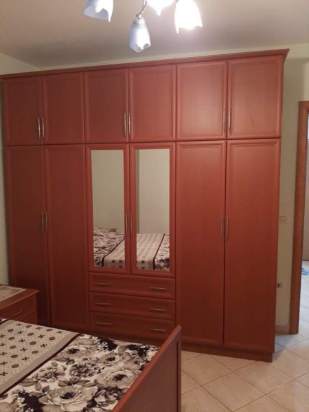 Tirane, jepet me qera apartament 1+1+A+BLK Kati 1, 66 m² 400 Euro (Rruga "Irfan Tomini")