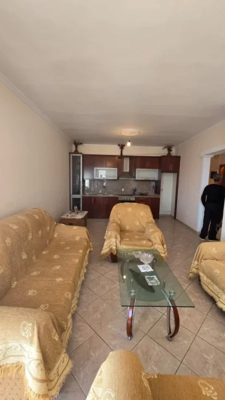 📢Shitet Apartament 3+1 ne Sarande, me Pamje nga Deti🔑