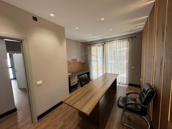 Qira, Apartament 3+1+2, Rruga e Kosovareve