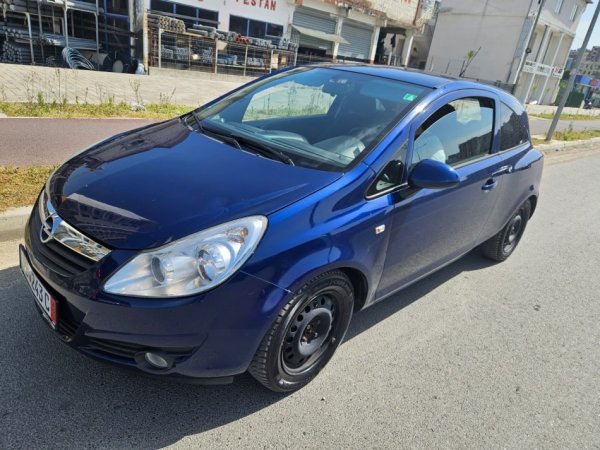 Opel Corsa d EcoFlex super ekonomik per qytet.