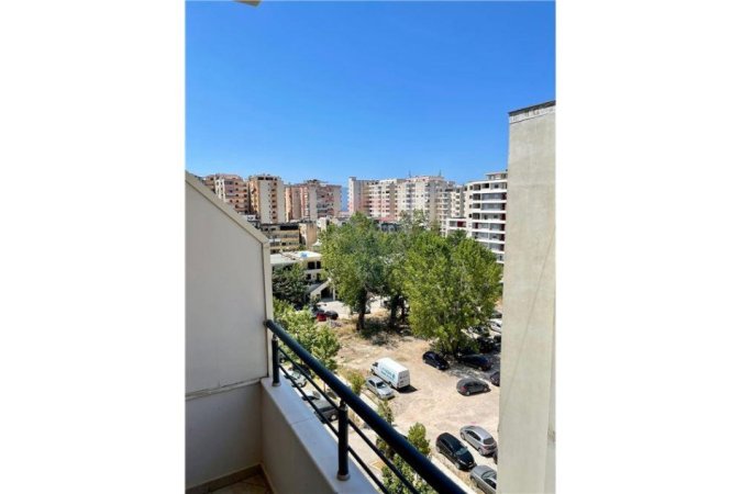 Apartament 1+1 ne shitje pas Jumbo Vlore!