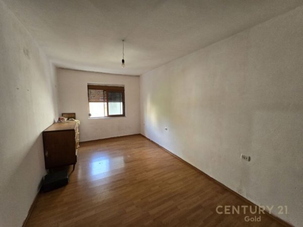 APARTAMENT 2+1 PER SHTJE TEK STADIUMI DINAMO