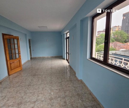 Qera, Apartament 3+1📍Pazari I Ri, Tiranë