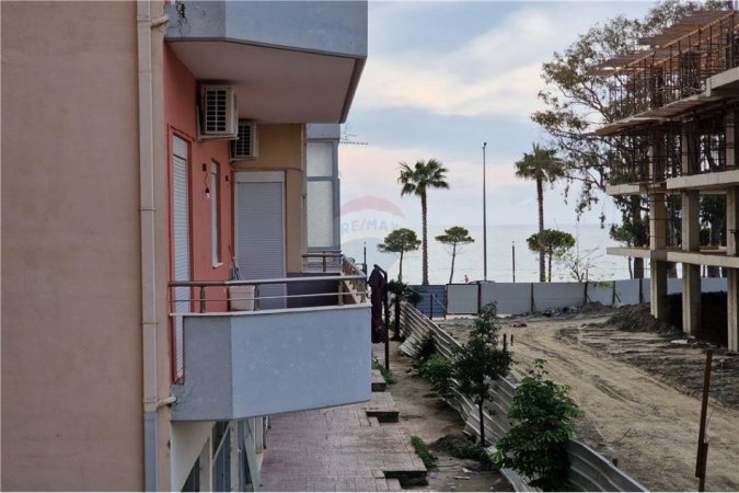 Apartament 1+1 me qera ne Lungo Mare,Vlore