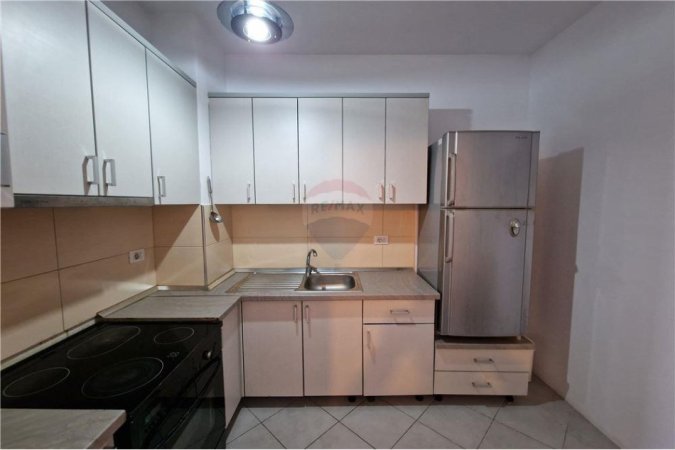 Apartament 1+1 me qera ne Lungo Mare,Vlore